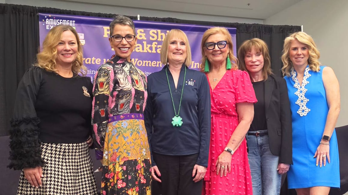 Amy_Sara_Lori_Beth_Linda_Julie