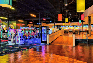 S&S bowling & arcade