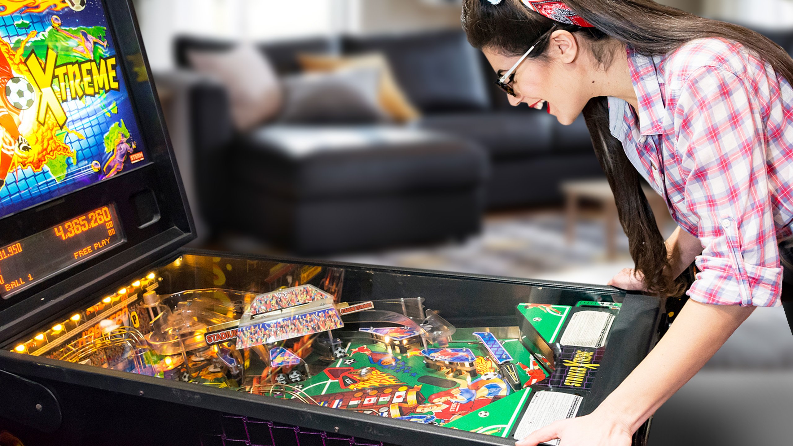 em-img-Pinball at home